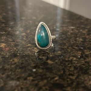 Elegant Silver and Blue Teardrop Ring